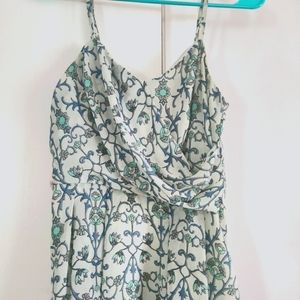 🌟BOGO $15&👇🌟Stunning light blue floral peplum spaghetti strap